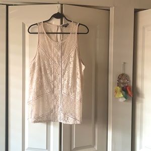 Express Lace Shirt 🌸